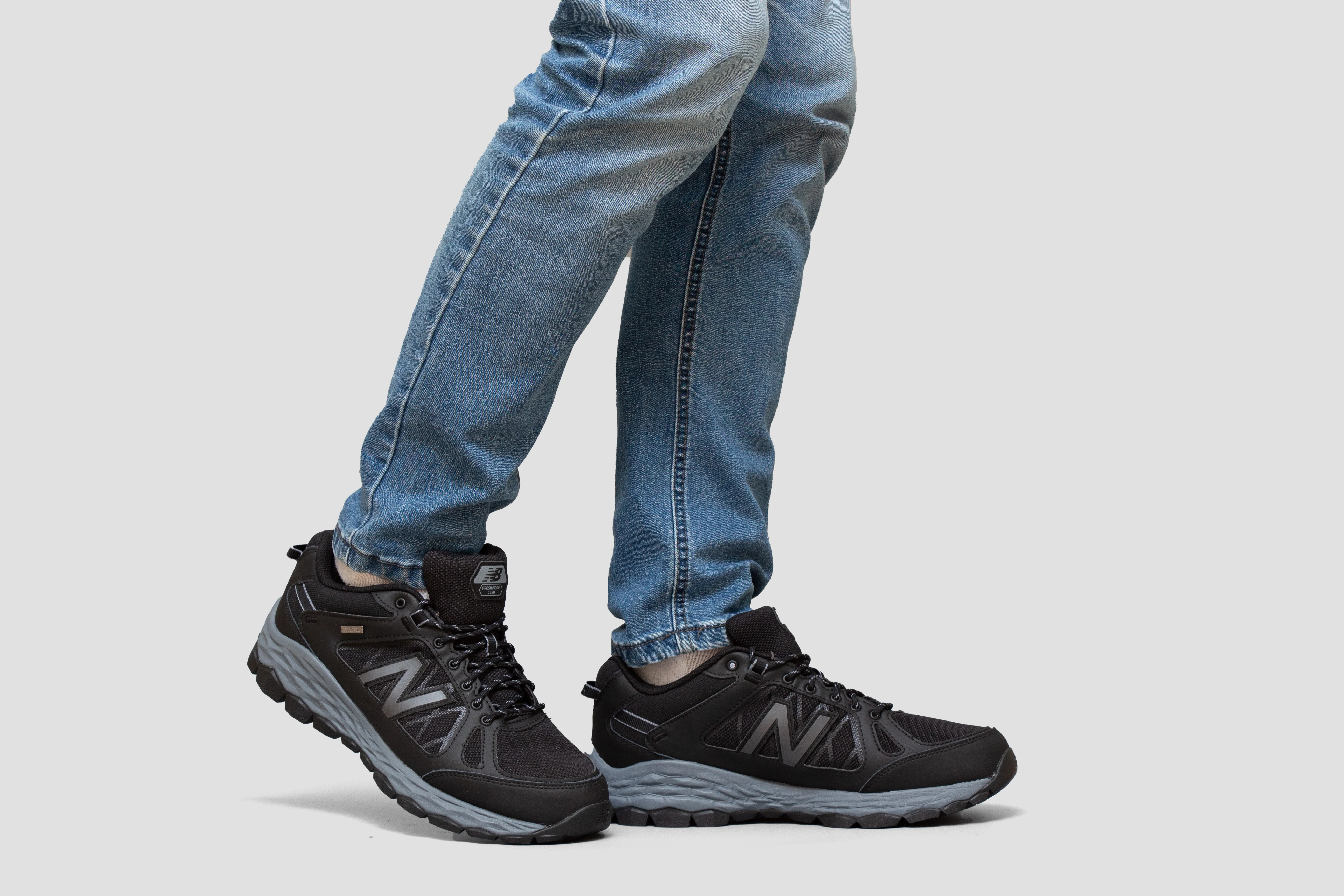 Men's Wide Fit Waterproof New Balance MW1350WL Walking Waterproof Fresh Foam Trainers - Image 4